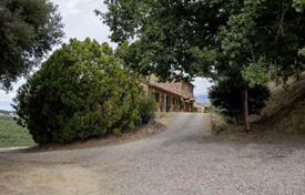 San Gimignano (Siena) — Tuscany — Rural/Farmhouse for sale for 700,000 €
