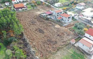 Land plot 2,830 m² in Novigrad for 354,000 €