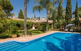 Frontline Golf Villa in Nueva Andalucia, Marbella for 3,350,000 €