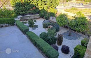 5-bedroom cottage 290 m² in Geroskipou for 750,000 €