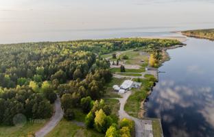 Land plot 2,515 m² in Jurmala for 578,000 €