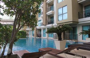 One-bedroom apartment in a complex with 3 swimming pools, central Pattaya, Thailand for $100,000