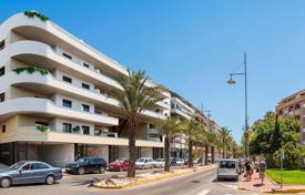 Apartment in complex with sea view and large terraces, Torrevieja, Spain for 263,000 €