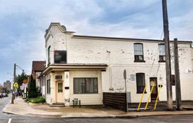 Terraced house – Dufferin Street, Toronto, Ontario,  Canada for C$1,497,000