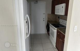 1-bedroom apartments in condo 89 m² in Hollywood for $289,000