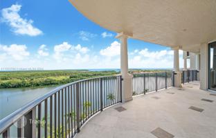 3-bedroom apartments in condo 255 m² in Coral Gables for $1,900,000