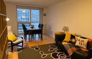 2-bedroom apartment in Bay Street for C$1,102,000