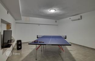 6-bedroom townhouse 266 m² in Kalonji for 1,180,000 €