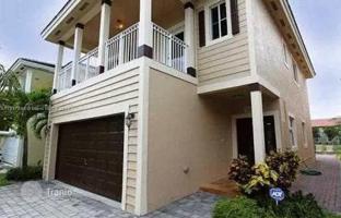 4-bedroom house 221 m² in Homestead for $548,000
