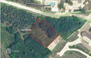 Land plot 834 m² in Kavran for 125,000 €