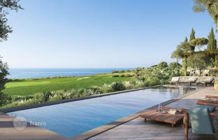 3-bedroom villa 190 m² in Luštica for 4,056,000 €