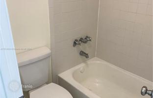 2-bedroom apartments in condo 117 m² in North Miami Beach for $299,000
