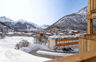 2-bedroom apartment in Val d'Isere for 1,050,000 €