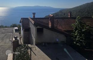 11-bedroom house 320 m² in Primorje-Gorski Kotar County for 2,400,000 €