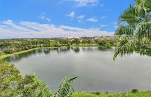 2-bedroom apartments in condo 103 m² in Boynton Beach for $335,000