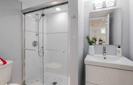 Terraced house – East York, Toronto, Ontario,  Canada for C$2,038,000