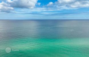 2-bedroom apartments in condo 139 m² in South Ocean Drive for $630,000