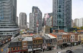 Apartment – Wellesley Street East, Old Toronto, Toronto,  Ontario,   Canada for C$826,000