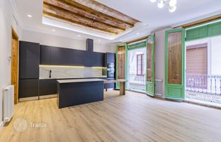 3-bedroom apartment 135 m² in Barcelona for 650,000 €