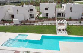 Modern three-bedroom apartment in Algorfa, Alicante, Spain for 295,000 €