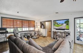 Townhome – West End, Miami, Florida,  USA for $690,000