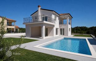 5-bedroom house 150 m² in Žminj for 489,000 €