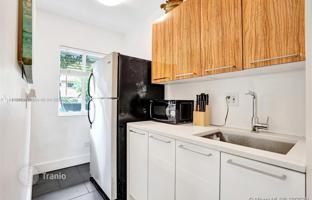 Apartment 292 m² in Miami Beach for $2,250,000