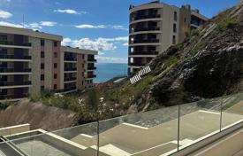 New two-bedroom apartment with sea views in Becici, Budva, Montenegro for 118,000 €