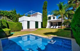 Villa with a swimming pool and a terrace near the sea, Estepona, Spain for 1,400,000 €