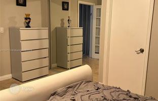 2-bedroom apartments in condo 116 m² in Aventura for $305,000