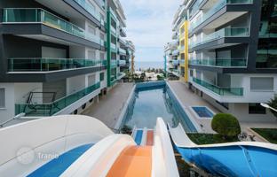3-bedroom apartment 160 m² in Kargicak for 34,983,000 TRY