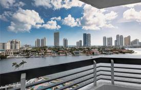 1-bedrooms apartments in condo 101 m² in Aventura, USA for $449,000