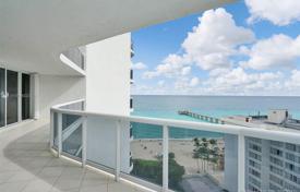 Cosy apartment with ocean views in a residence on the first line of the beach, Sunny Isles Beach, Florida, USA for 662,000 €