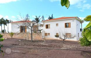 3-bedroom cottage 240 m² in Sea Caves for 1,650,000 €