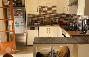 3-bedroom townhouse in Agios Georgios for 300,000 €