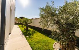 House A modern house with a pool in a great location, Medulin! for 772,000 €