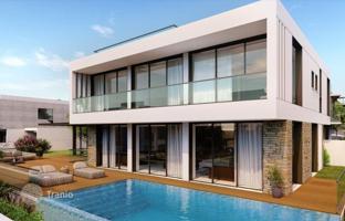 5-bedroom villa 471 m² in Chloraka for 2,800,000 €