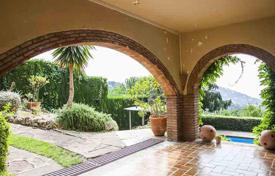 4-bedrooms townhome 400 m² in Cabrils, Spain for 820,000 €