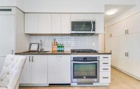 Apartment – Saint Clair Avenue West, Old Toronto, Toronto,  Ontario,   Canada for C$826,000