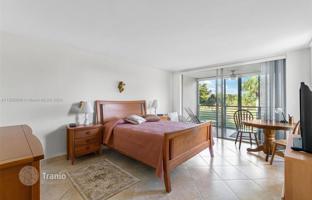 3-bedroom apartments in condo 159 m² in Pompano Beach for $500,000