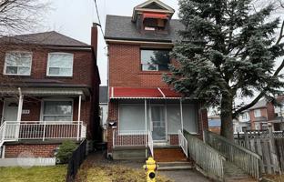 11-bedroom house in York for C$1,294,000