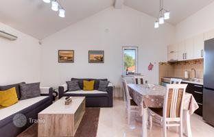 4-bedroom villa 92 m² in Kotor city for 400,000 €