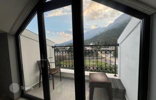 House 280 m² in Kemer for 70,632,000 TRY