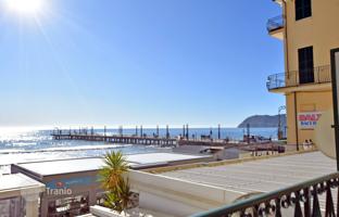 2-bedroom apartment 77 m² in Liguria for 980,000 €
