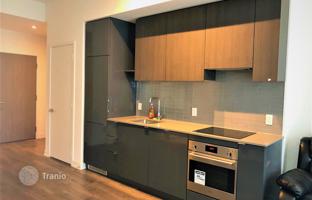5-bedroom apartment in Roehampton Avenue for C$799,000