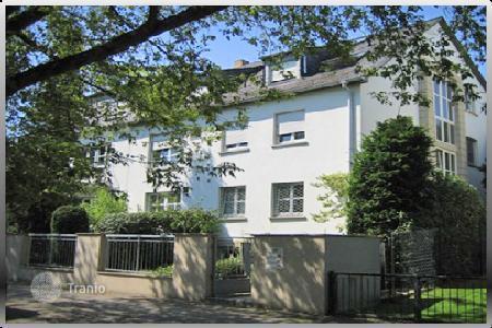 Houses for sale in Frankfurt am Main - Buy villas in ...