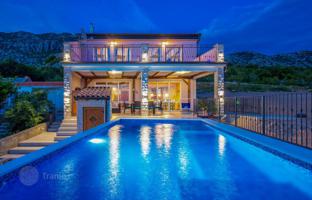 3-bedroom villa 260 m² in Litsko-Senskaya County for 1,200,000 €
