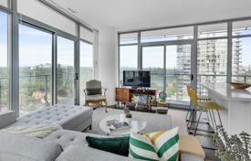 Apartment – The Queensway, Toronto, Ontario,  Canada for C$837,000