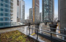 Apartment – Adelaide Street West, Old Toronto, Toronto,  Ontario,   Canada for C$748,000