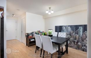 5-bedroom apartment in Wellington Street West for C$1,114,000